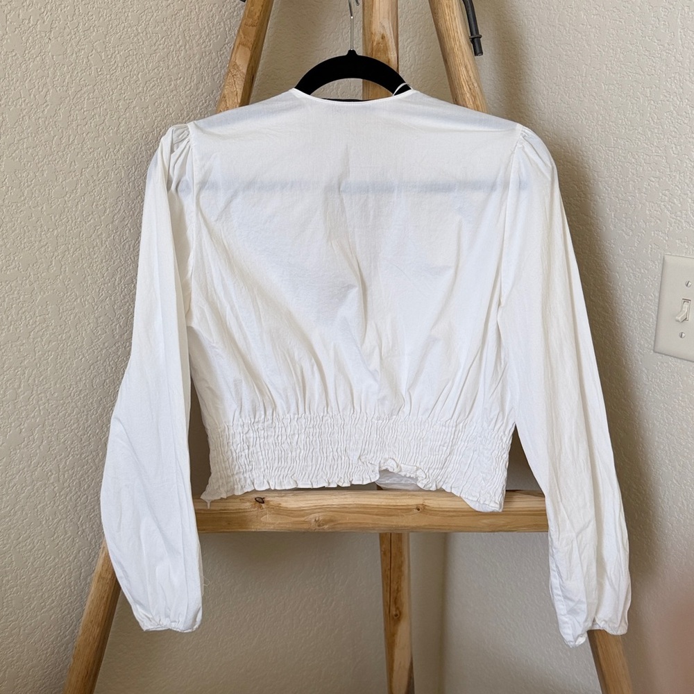 Zara White Button-Front Deep V Blouse - Picture 6 of 6